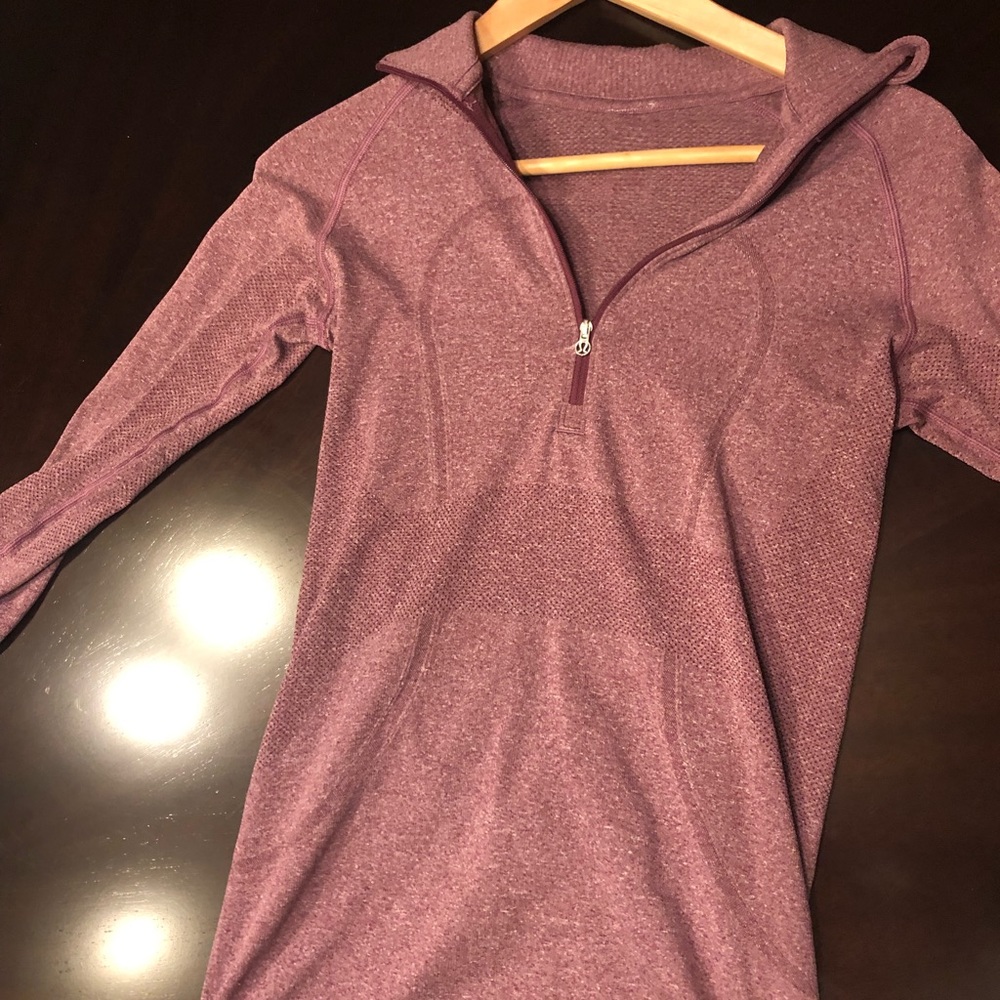 Lululemon lightweight pullover